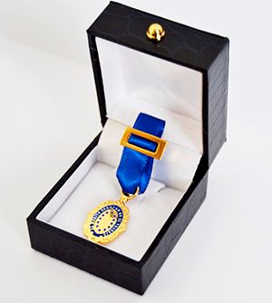 Medalla de oro europea al Mérito en el Trabajo entregada a la Agencia de Marketing Online Unonet